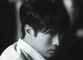 So Ji Sub trong vai diễn hành động không dung thứ đưa webtoon huyền thoại Mercy for None lên phim bộ Netflix